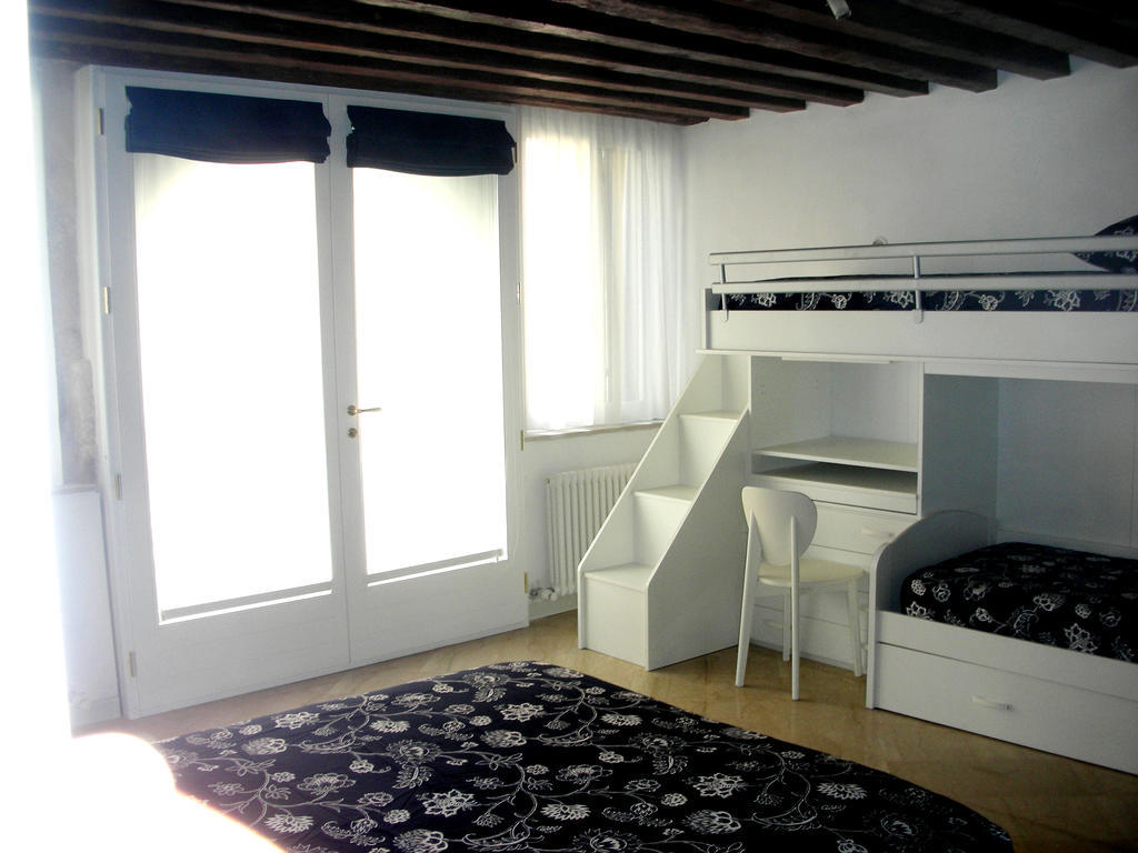 La Coccola Appartement Venetië Kamer foto
