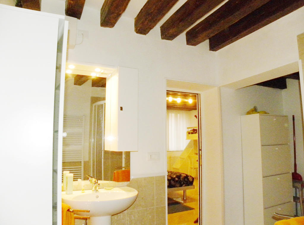 La Coccola Appartement Venetië Kamer foto