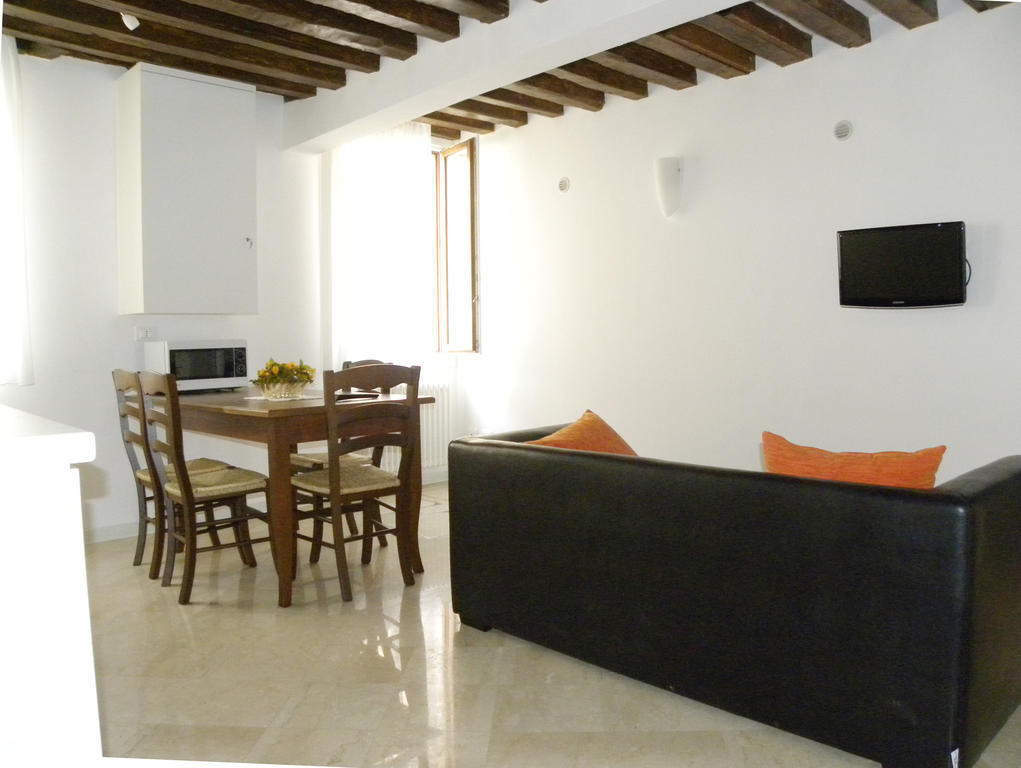 La Coccola Appartement Venetië Kamer foto